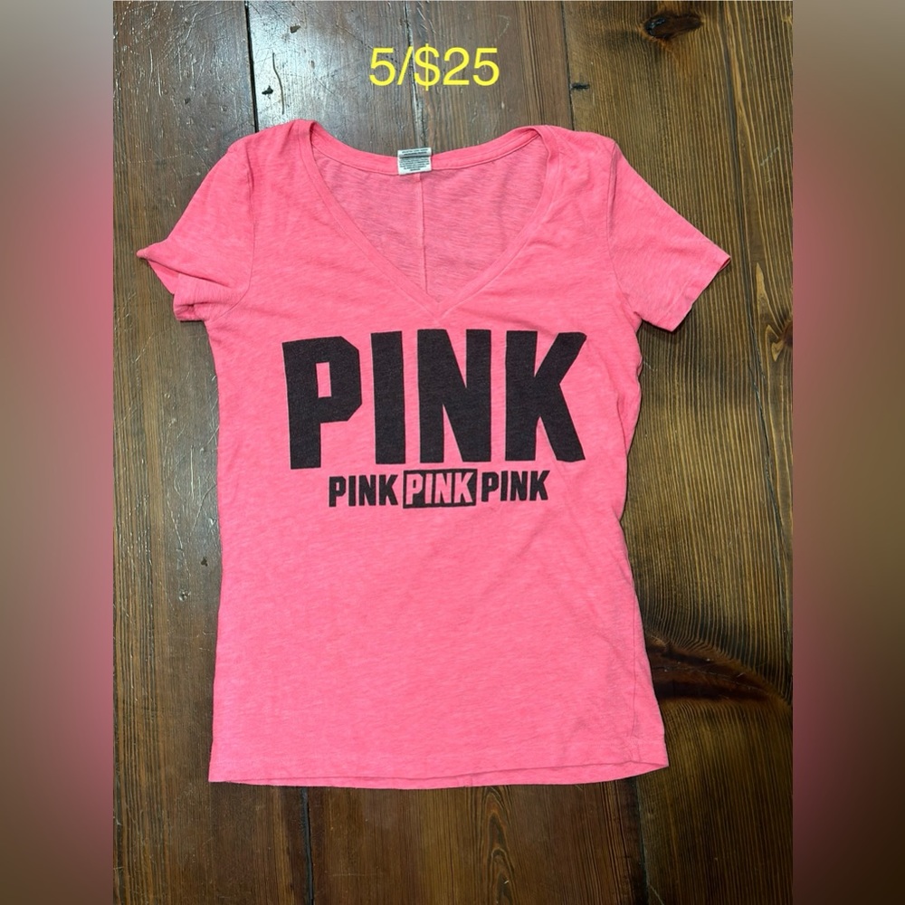 Victoria Secret PINK T Shirt XS